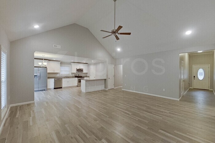 Building Photo - 560 Co Rd 71