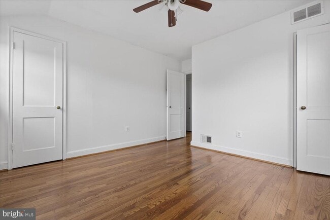 Building Photo - 4336 Dubois Pl SE