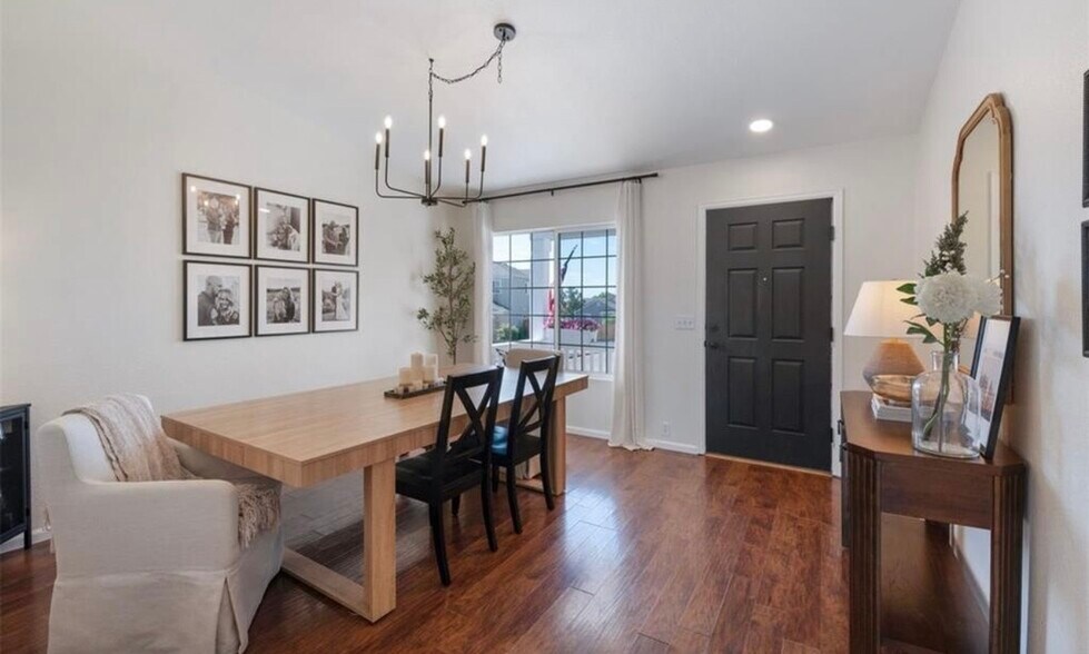 Building Photo - 6734 Akerman Dr