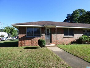 Building Photo - 1000 Palmetto St
