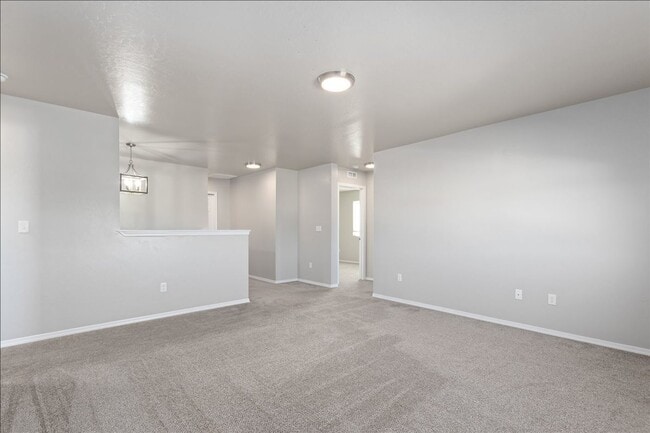 Building Photo - 2044 Kodiak St