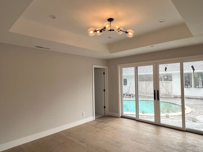 Building Photo - Stunning new build, top of the line everything, walk to town location, close to schools! INCLUDES...