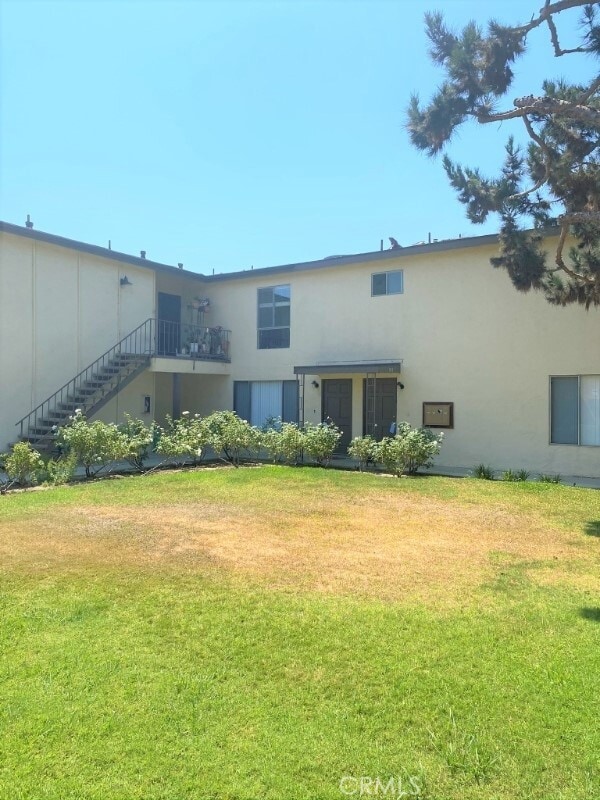 Building Photo - 973 Mission Dr