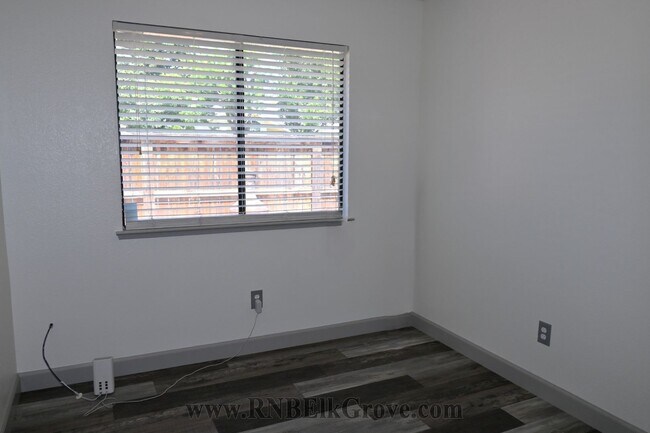 Building Photo - 9301 Quintanna Ct