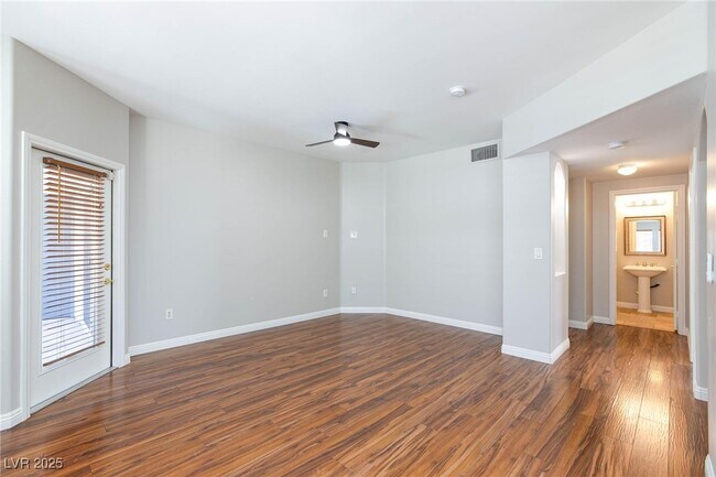 Building Photo - 9330 W Maule Ave