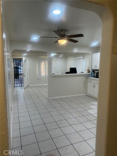 Building Photo - 2127 City View Ave