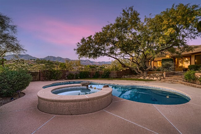 Building Photo - 6038 E Country Club Vista Dr