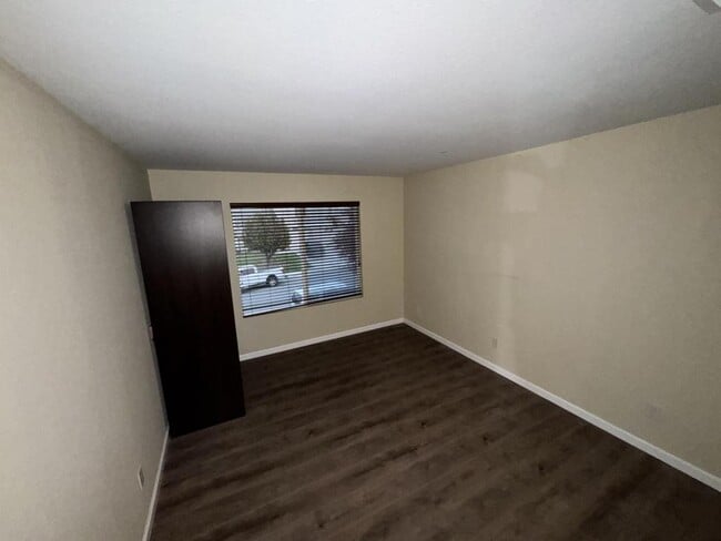 Building Photo - 3688 Pintail Dr