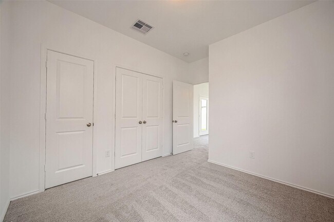 Building Photo - 1422 Munson Valley Rd