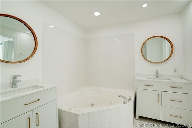 Building Photo - 9805 NW 52nd St