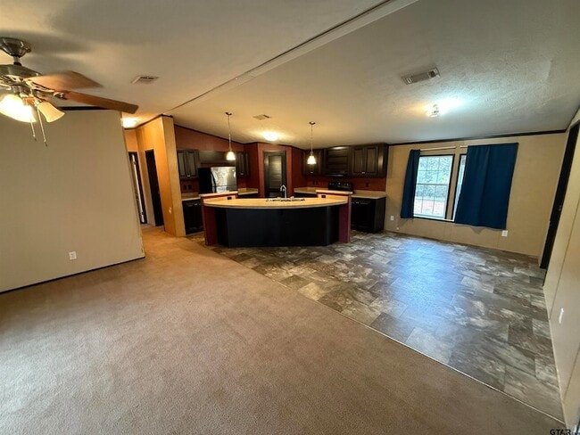 Building Photo - 241 CR 2445