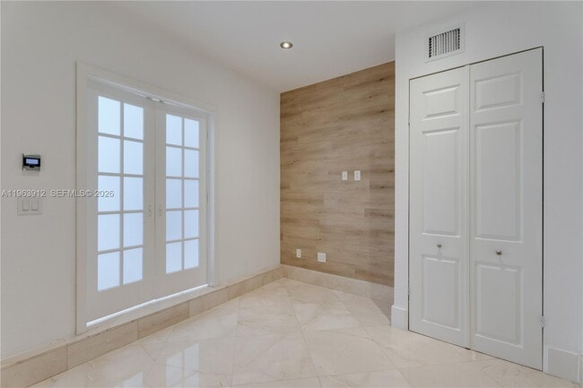 Building Photo - 7044 NW 115th Ct