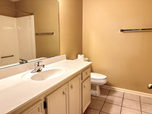 Building Photo - 521 N French Quarter Dr