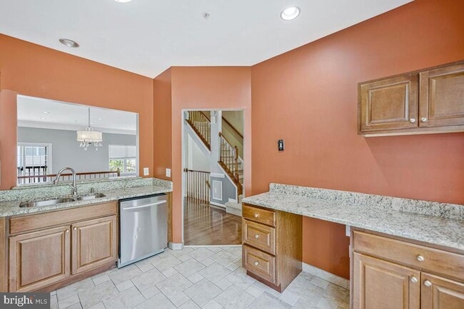 Building Photo - 1815 Spanish Oak Ln
