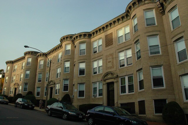 Building Photo - 15 Mount Hood Rd