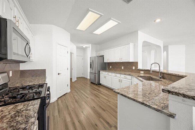 Building Photo - 1306 Lou Gehrig Ln