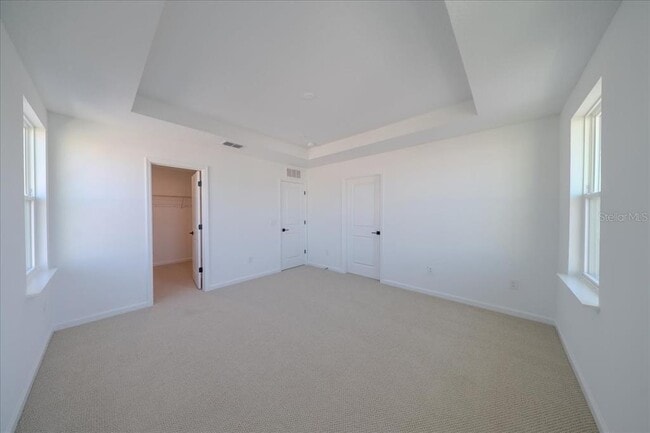 Building Photo - 1850 Falconhurst Ln