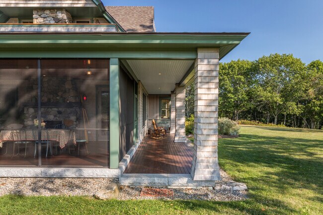 Building Photo - 378 Mill Rd