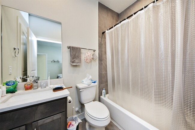 Building Photo - 8502 Kolbe Ln