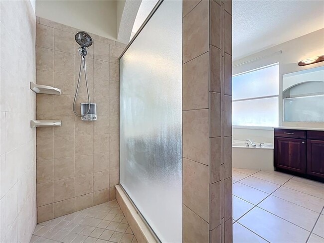 Building Photo - 2830 Cardassi Dr