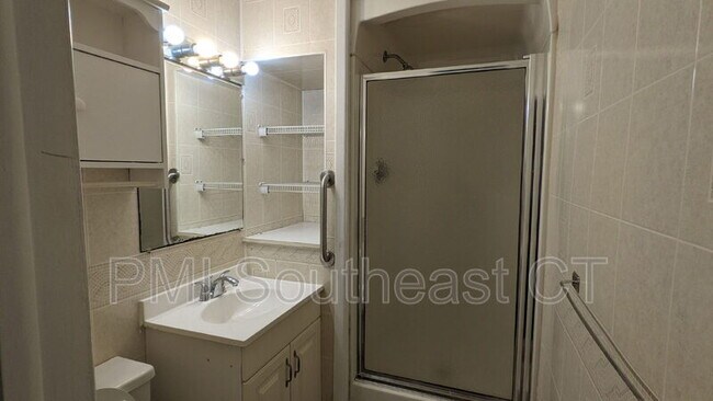 Building Photo - 24 Milltown Rd