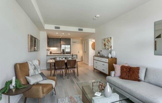 Building Photo - 52 Innes Ct