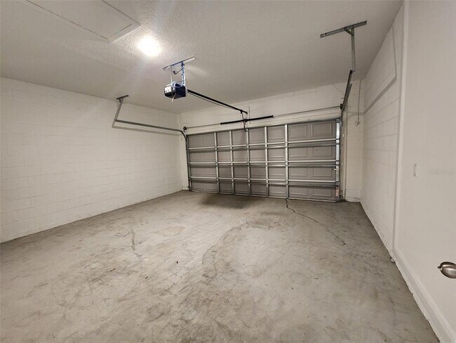 Building Photo - 14055 SW 48th Avenue Rd