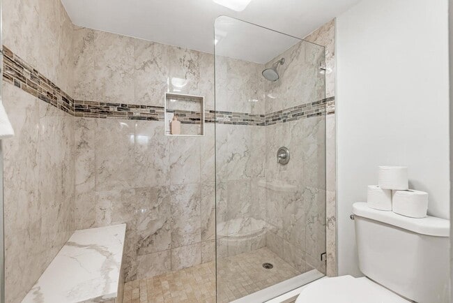 Building Photo - 12926 Briarlake Dr