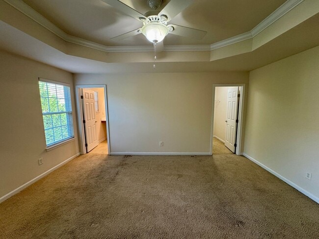Building Photo - 3BR/2B Townhome in Great Ballantyne Location
