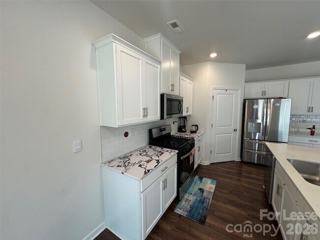 Building Photo - 10749 Adair Wds Dr