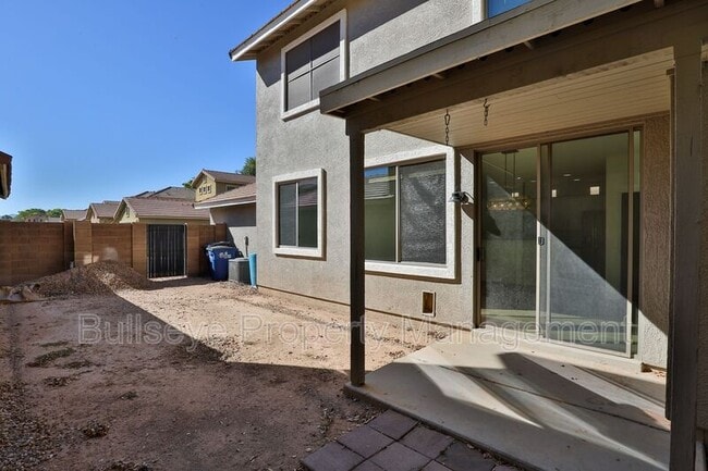 Building Photo - 2863 S Arroyo Ln