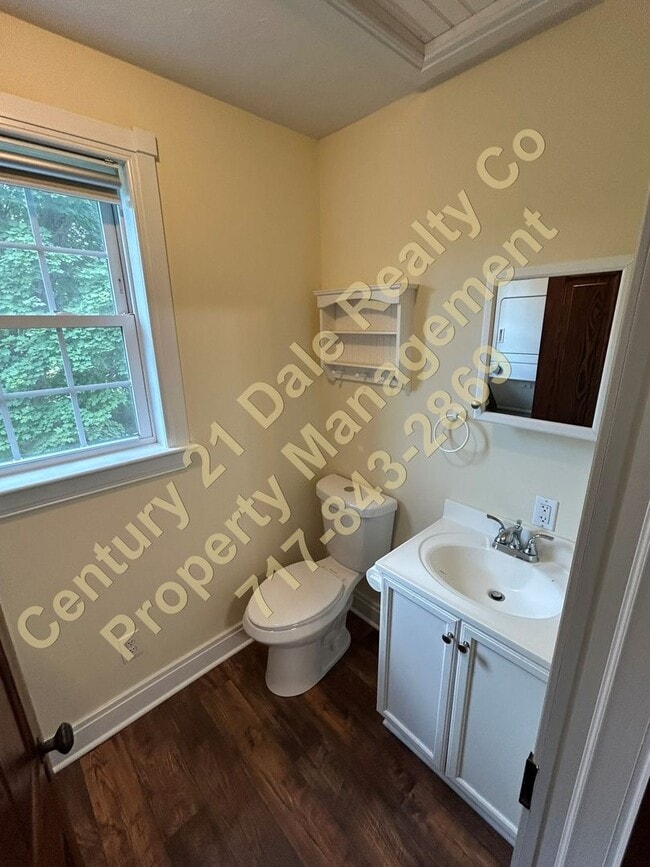 Building Photo - Beautiful 2 Bedroom Home in South Eastern School District