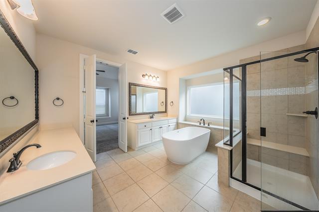 Building Photo - 15633 Wild Cherry Ln