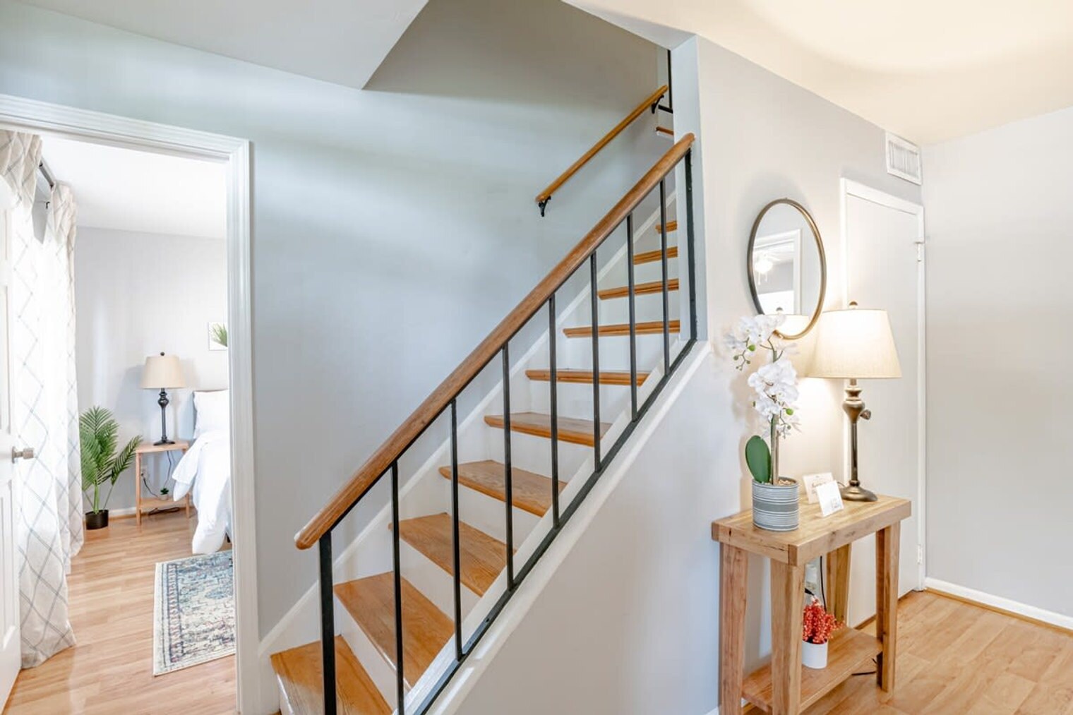 Building Photo - 304 N University Blvd