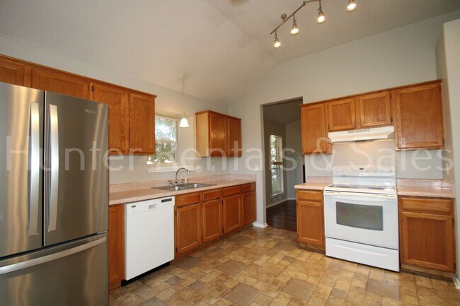 Building Photo - 4307 Frontier Trail