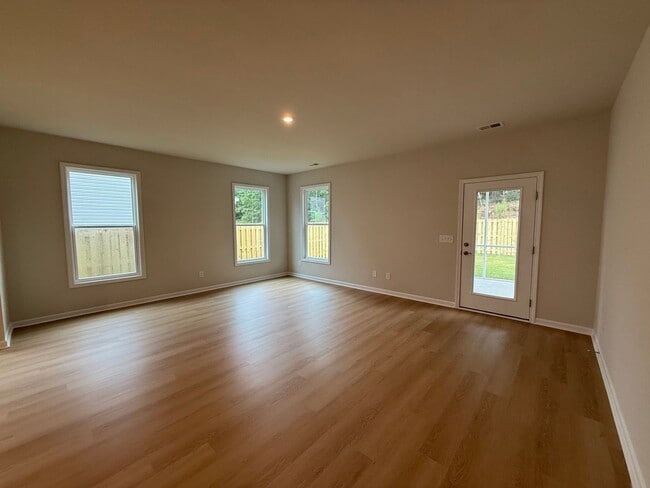 Building Photo - 3099 Blenheim Ct