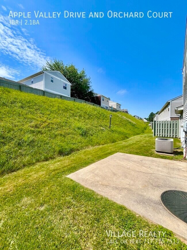 Building Photo - 710 Apple Valley Dr