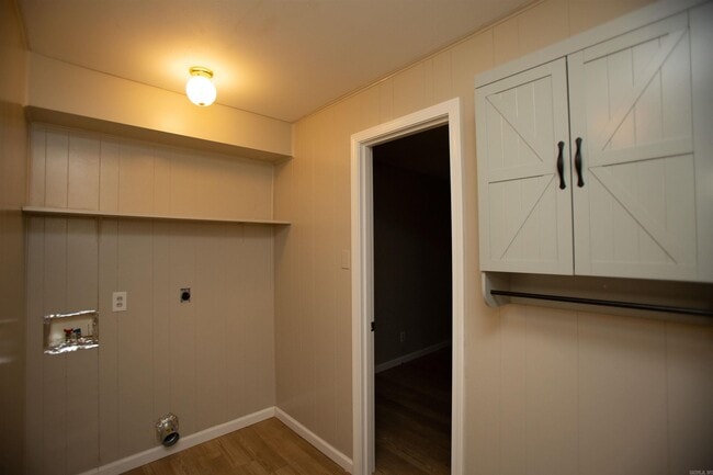 Building Photo - 2310 Blackwood Rd