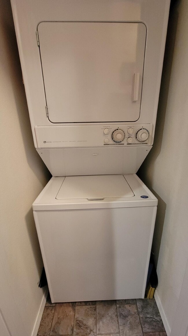 W/D in unit - 8489 Canyon Rim Cir