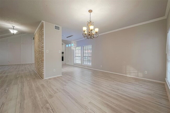 Building Photo - 3127 Ashfield Dr