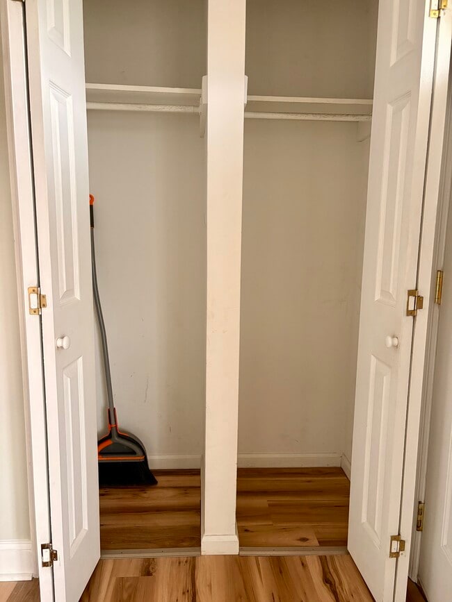 Building Photo - 101 Lael Ct