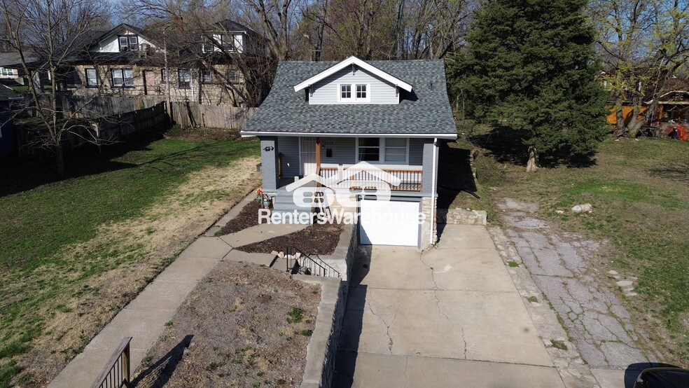 Building Photo - 6714 The Paseo