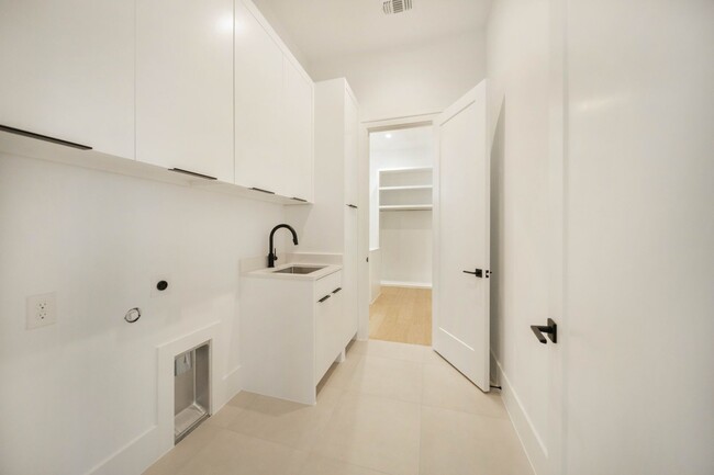 Building Photo - Coming Soon!!! 2023-built home at Preston ...