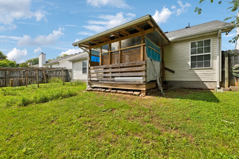 Building Photo - 163 Lansdan Dr