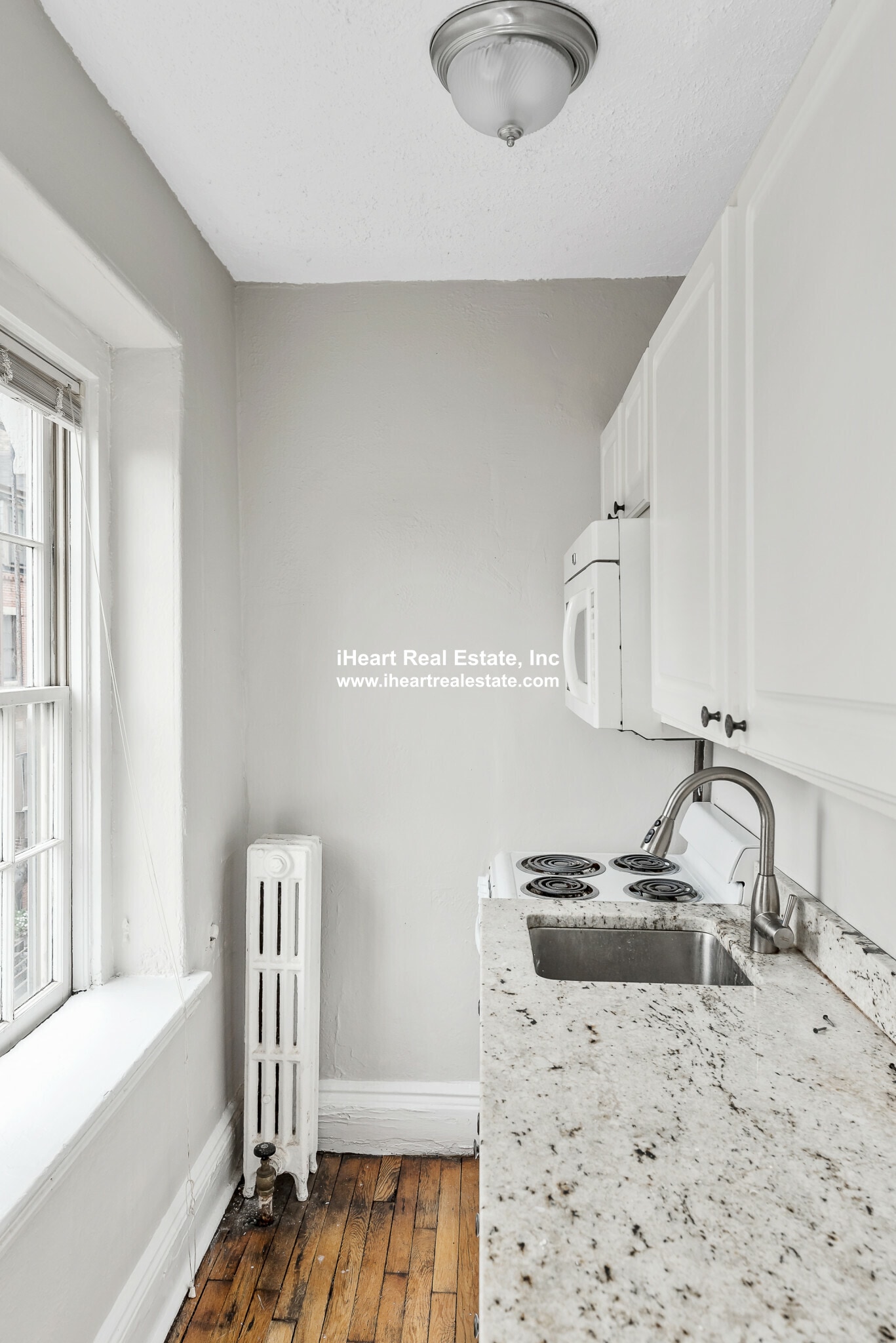 Building Photo - 47 S Russell St