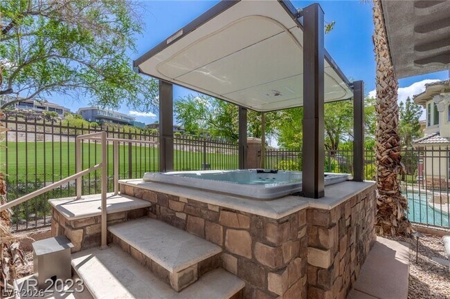 Building Photo - 1447 Foothills Village Dr