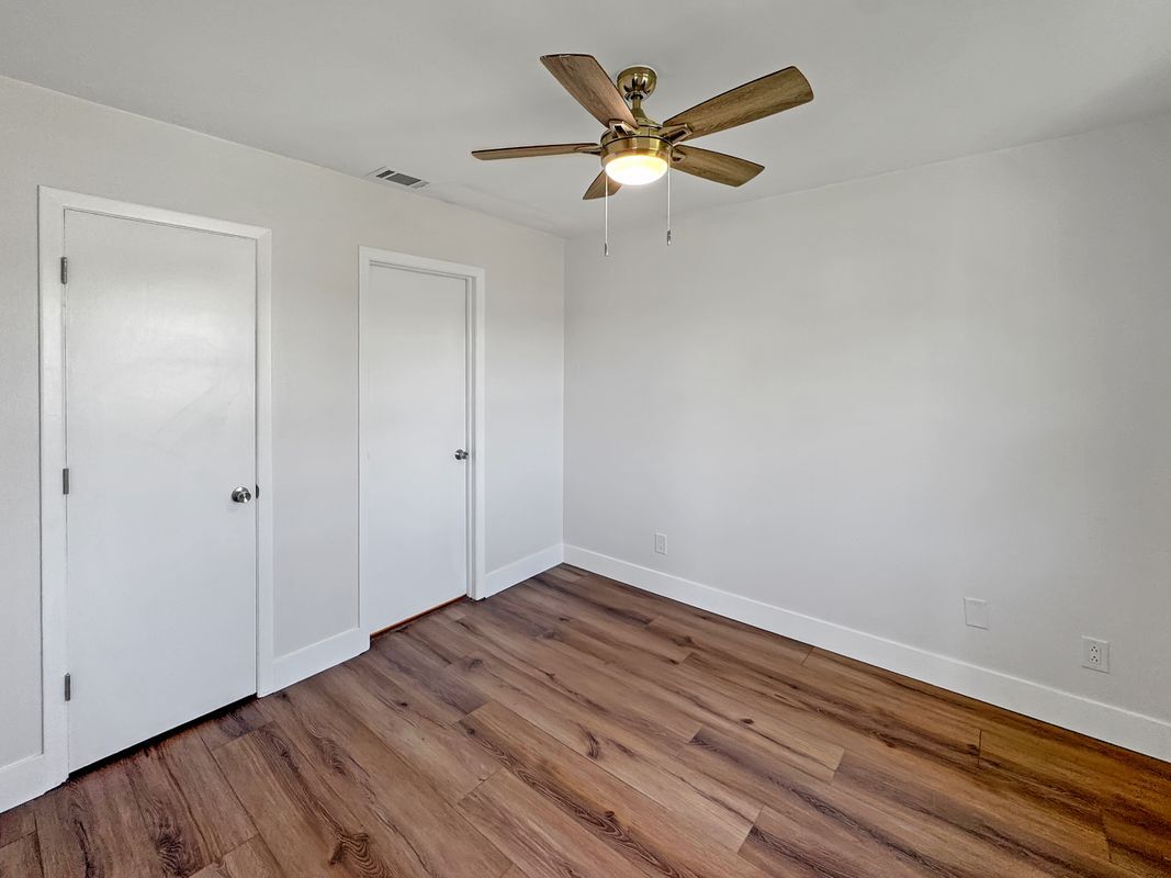 Building Photo - 8300 Bardmoor Blvd