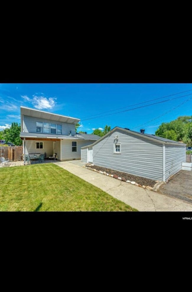 Building Photo - ***COMING SOON*** Beautifully Updated Two-Story Home with Detached 2-Car Garage!