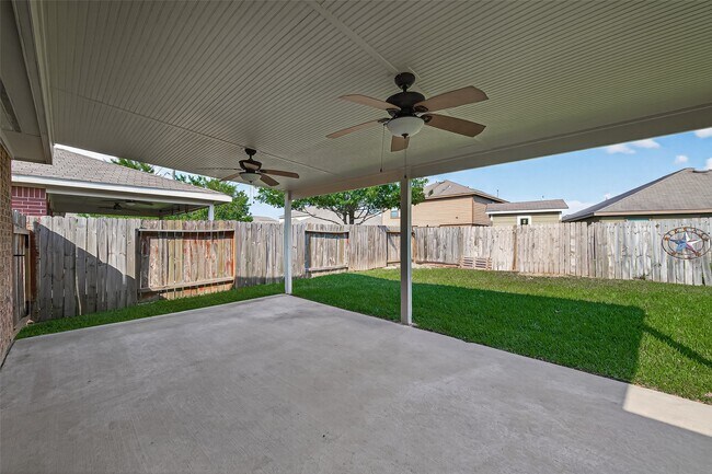 Building Photo - 4038 Mt Everest Way
