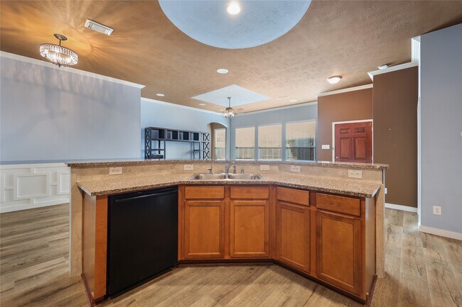 Building Photo - 17303 Brookhollow Ct Dr